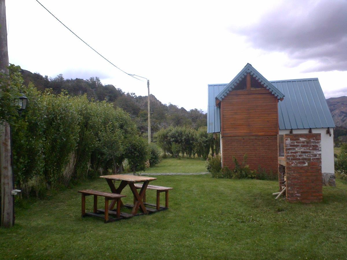 Complejo Sur Azul Villa El Chalten Bagian luar foto